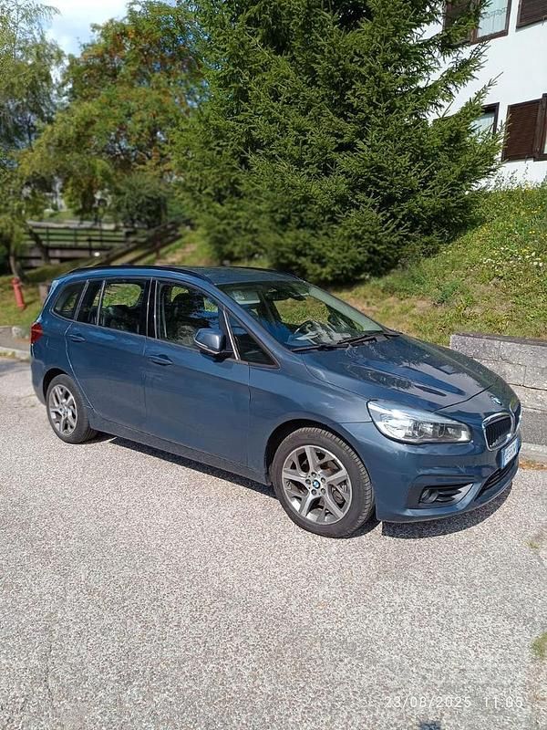 Usata BMW 218 116 CV (85 kW) 2016 Blu Station wagon
