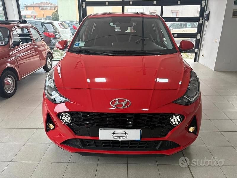 Usata Hyundai i10 Prime 67 CV (49 kW) 2020 Rosso Utilitaria