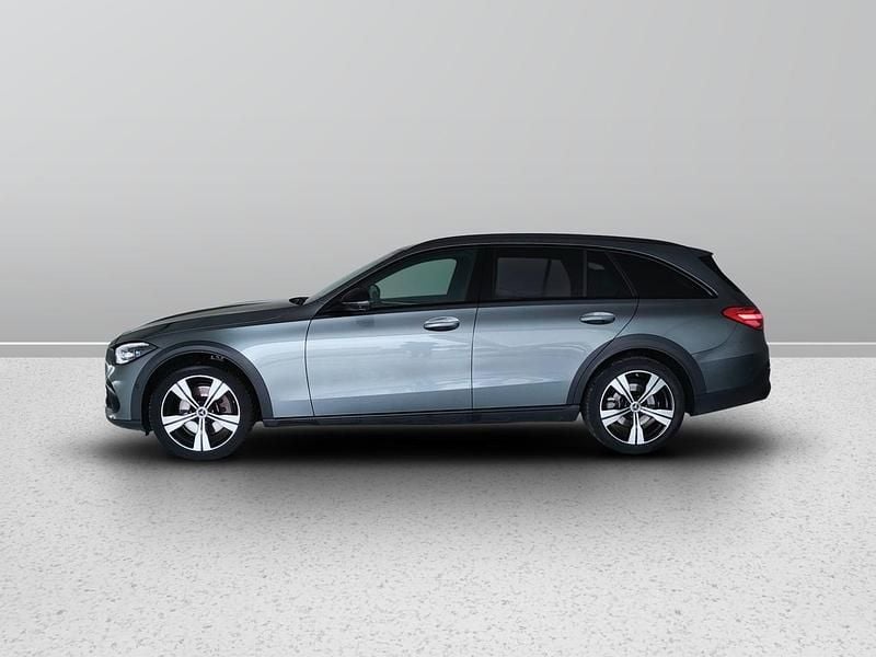 Usata Mercedes 220 Premium 197 CV (144 kW) 2024 Grigio Station wagon