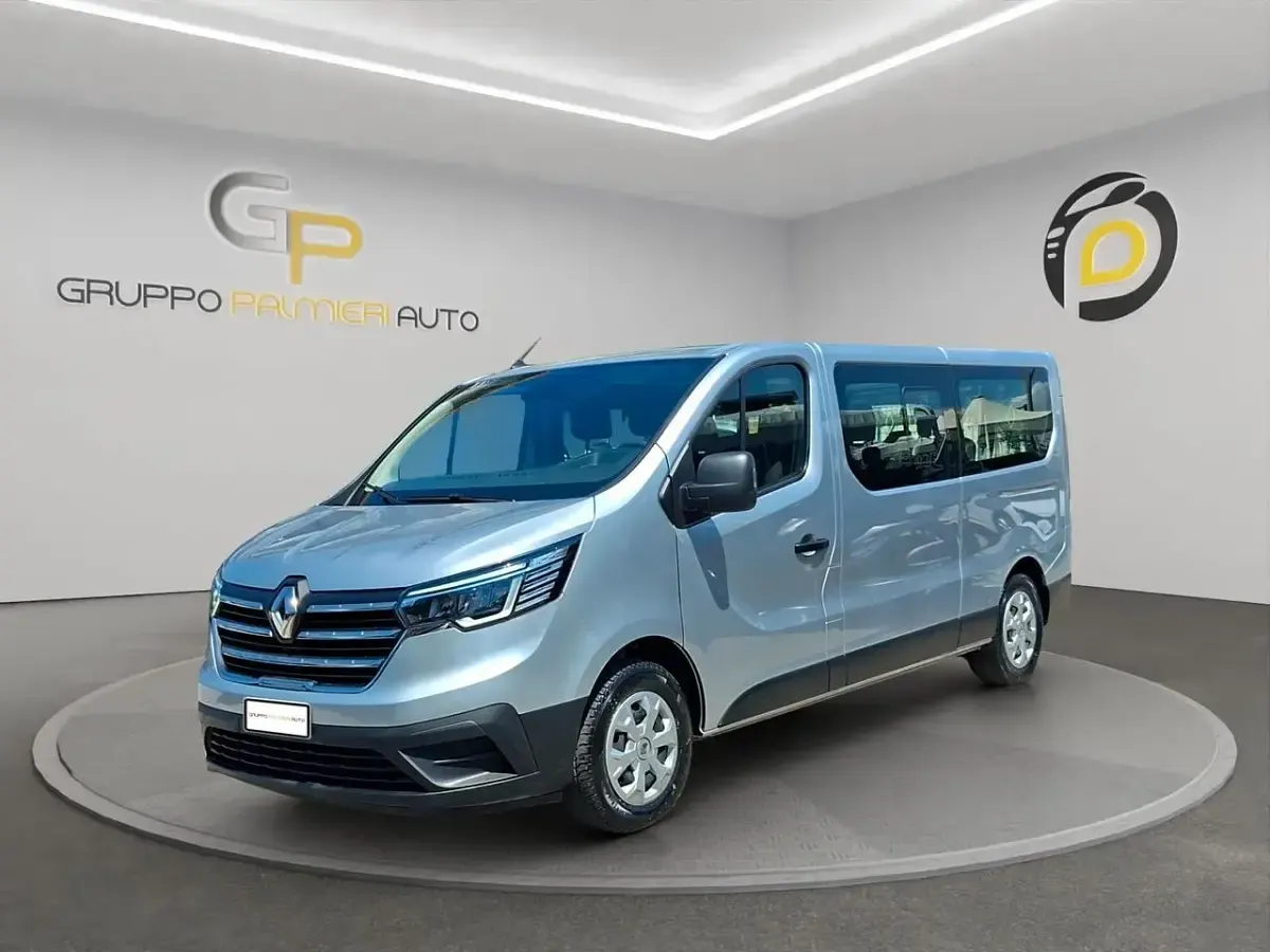 Usata Renault Trafic Equilibre 149 CV (109 kW) 2024 Argento