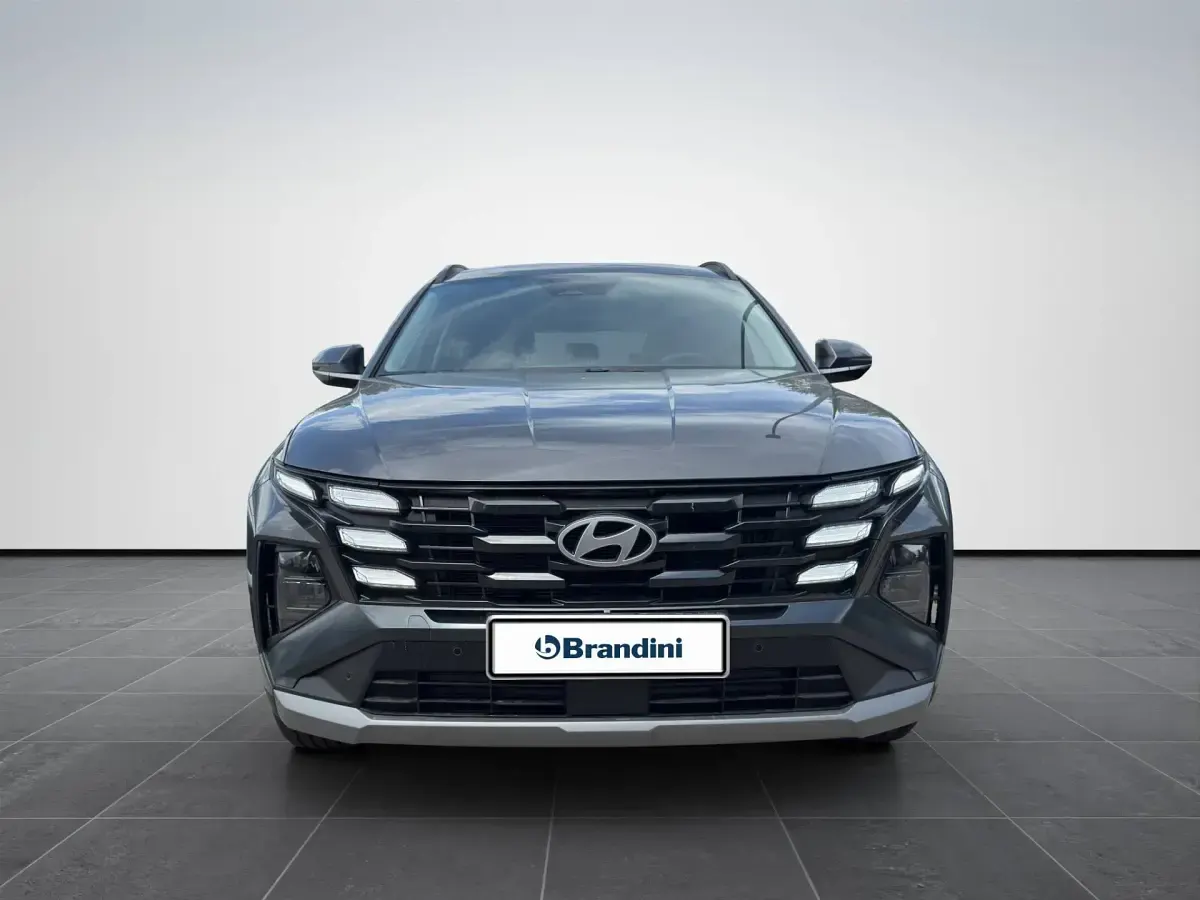 Uusi Hyundai Tucson 218 HP (160 kW) 2026 Harmaa Katumaasturi