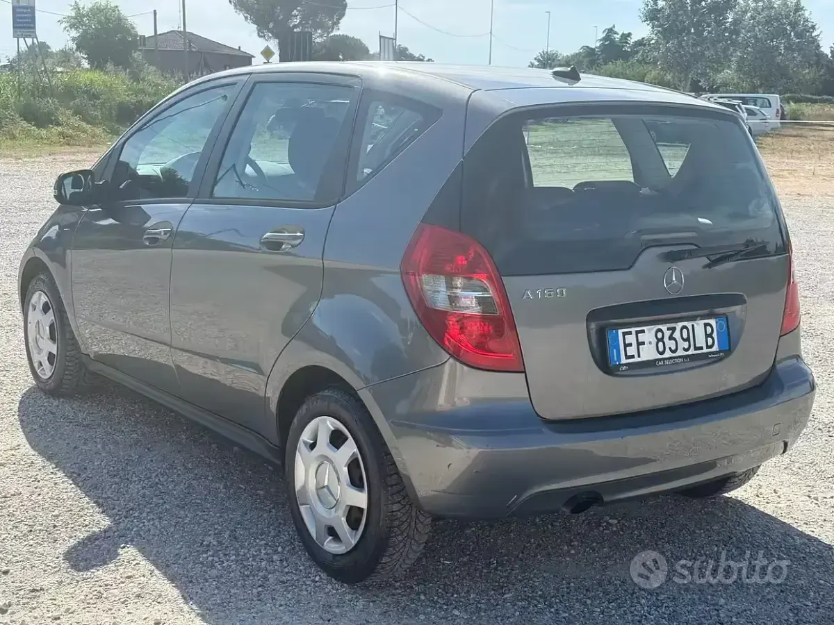 Usata Mercedes A160 Edition 95 CV (69 kW) 2010 Grigio Berlina