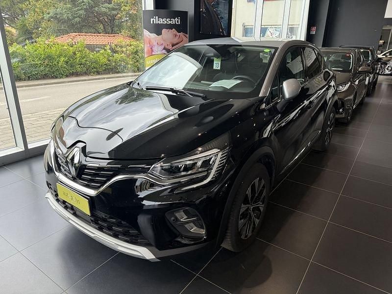 Nero Usata 2024 Renault Captur Techno SUV | 17.900 € (Buon prezzo) - Immagine 1/4