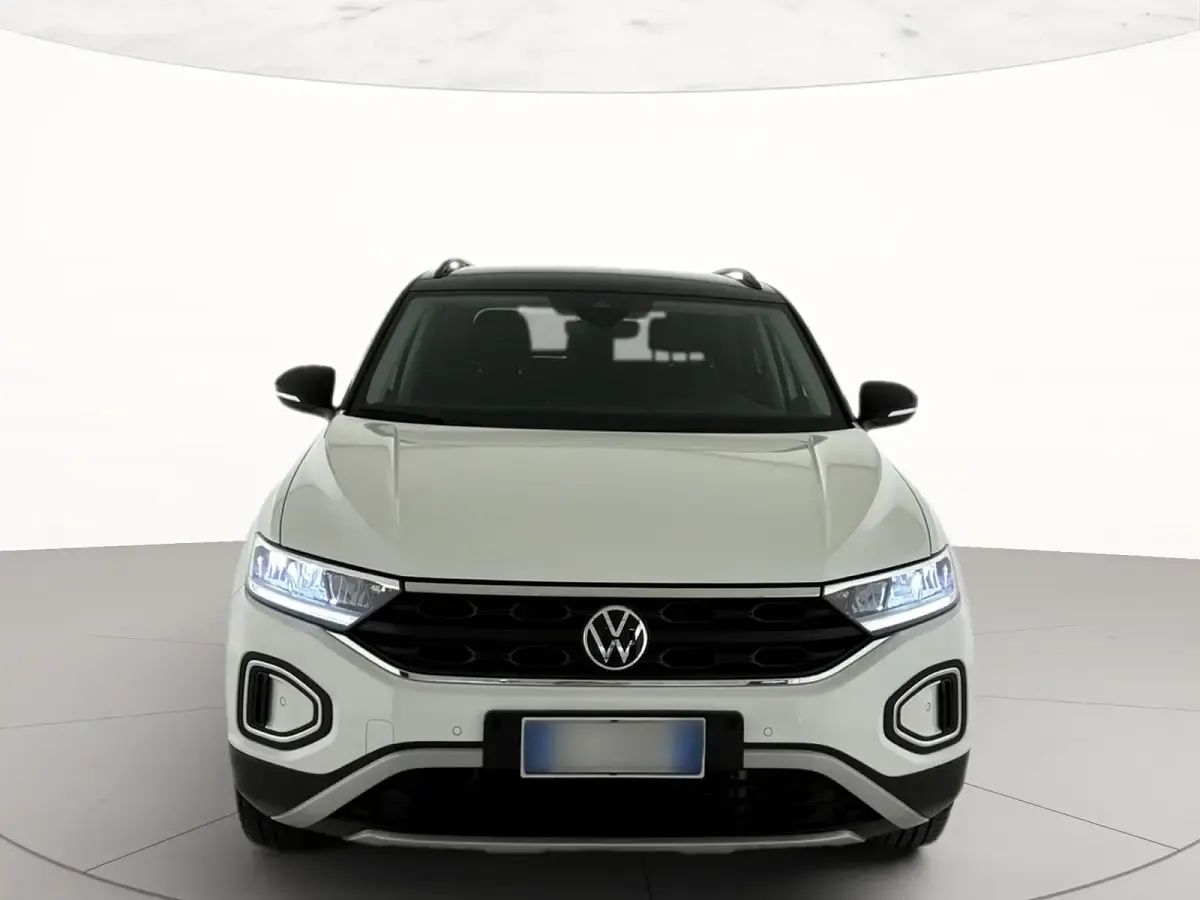 Usata VW T-Roc Edition 116 CV (85 kW) 2025 Pure white nero SUV