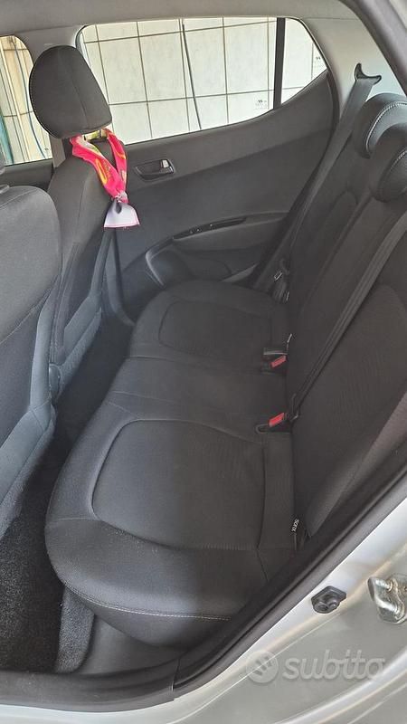 Usata Hyundai i10 2017 Grigio Utilitaria