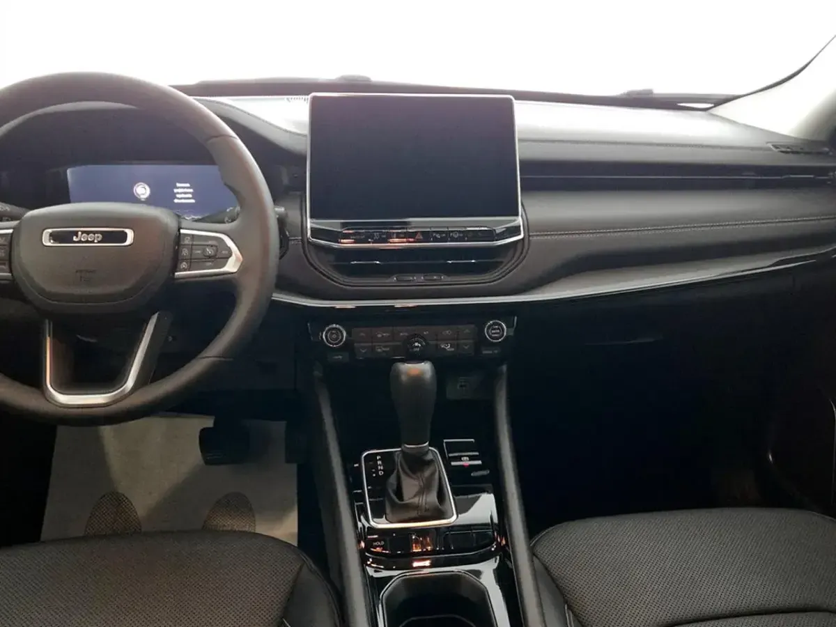 Usata Jeep Compass Summit 131 CV (96 kW) 2025 Grigio SUV