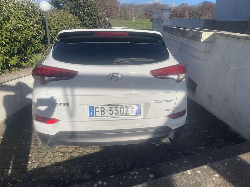 Käytetty Hyundai Tucson Xpossible 185 HP (136 kW) 2015 Katumaasturi