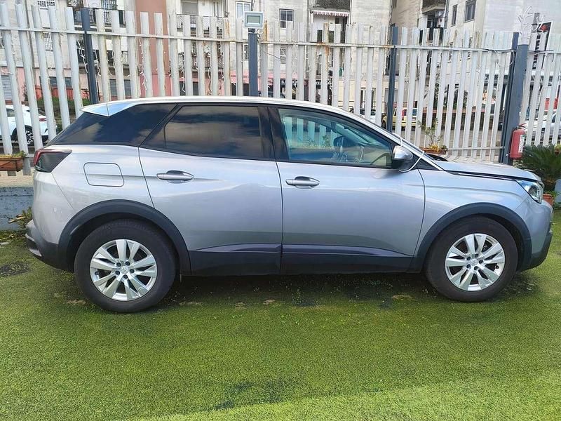 Usata Peugeot 3008 Allure 120 CV (88 kW) 2018 Grigio SUV