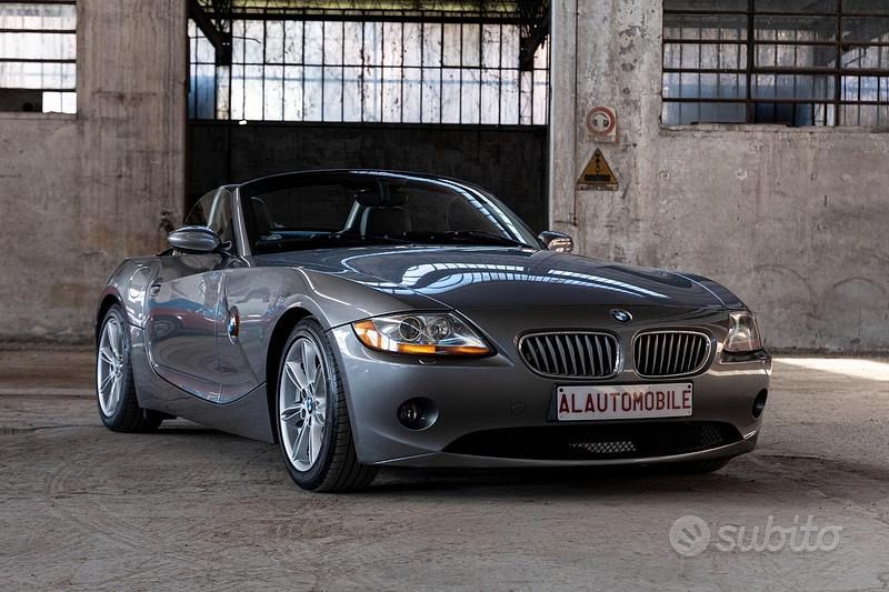 Usata BMW Z4 Efficient Dynamics 231 CV (169 kW) 2003 Grigio Cabrio