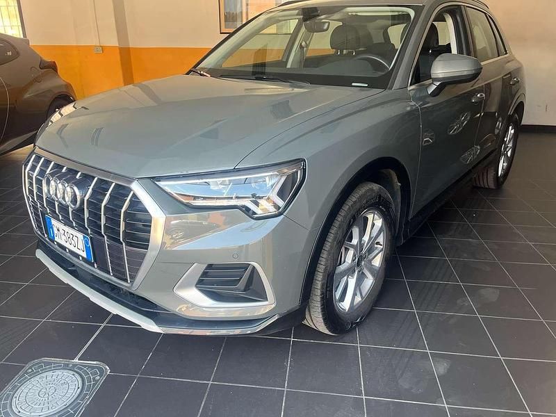 Usata Audi Q3 Business 190 CV (139 kW) 2023 Verde SUV