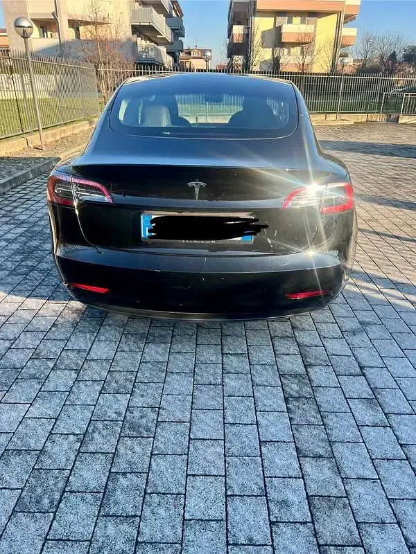 Usata Tesla Model 3 Standard Range 88 kW (120 CV) 2023 Berlina
