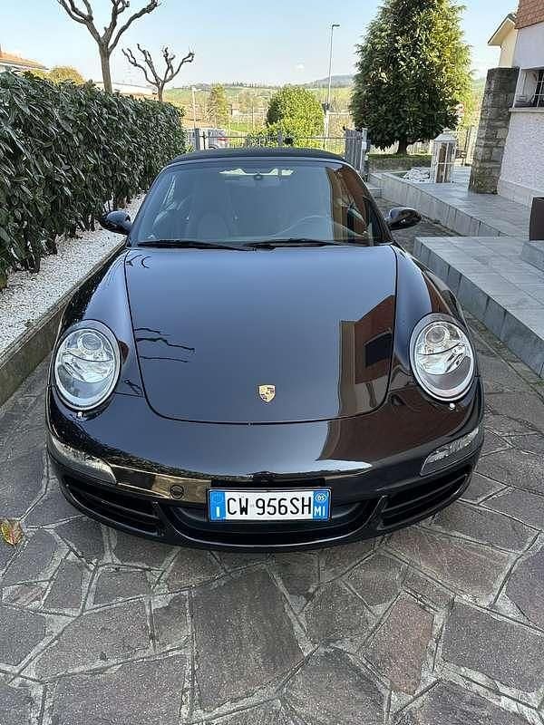 Usata Porsche 911 Carrera 325 CV (239 kW) 2005 Nero Berlina