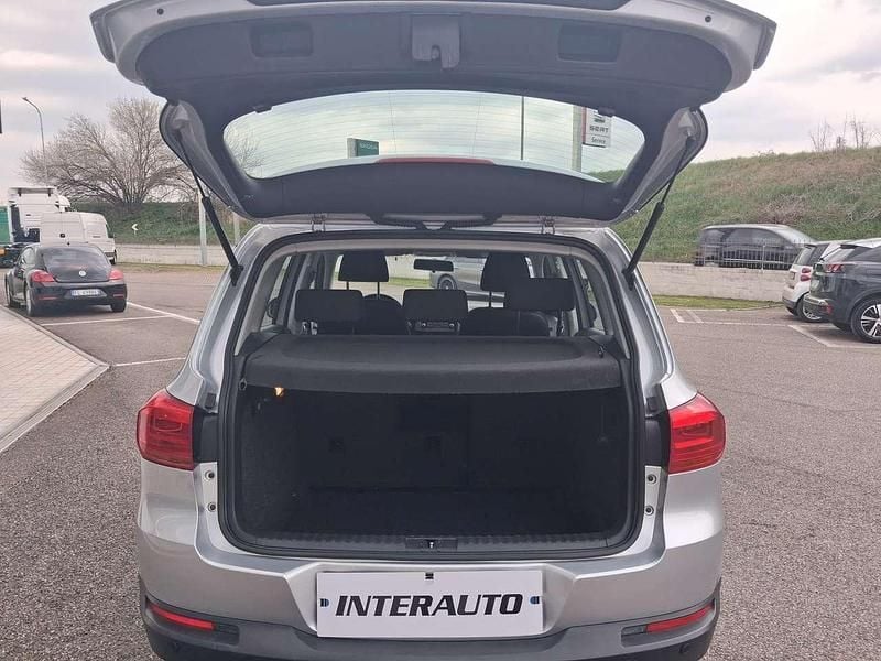 Usata VW Tiguan Trendline 110 CV (80 kW) 2015 Argento SUV
