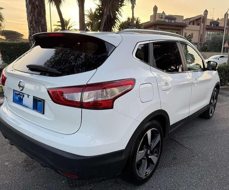 Usata Nissan Qashqai 360º 110 CV (80 kW) 2017 Bianco SUV