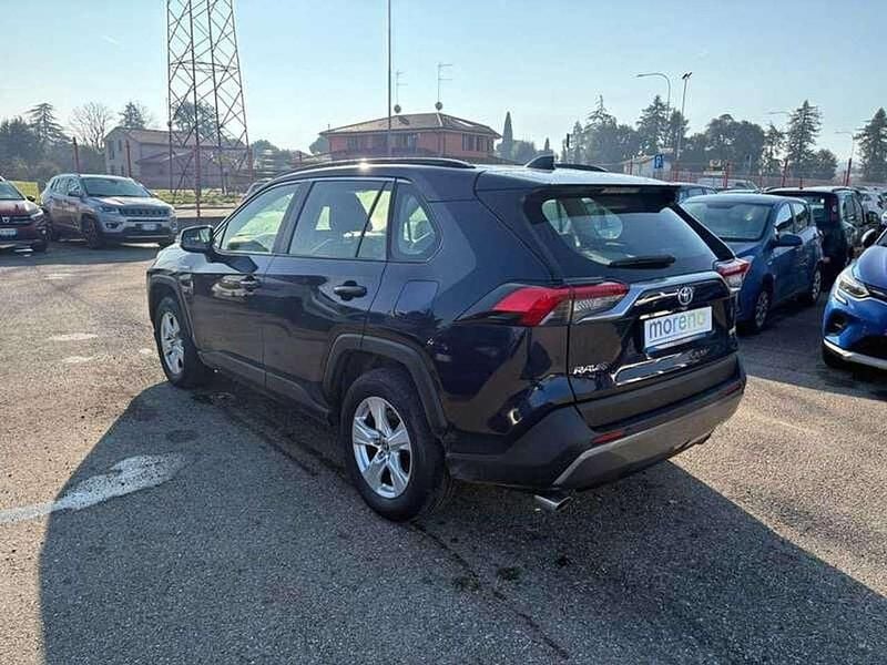 Usata Toyota RAV4 Hybrid Active 178 CV (130 kW) 2021 Blu/azzurro SUV