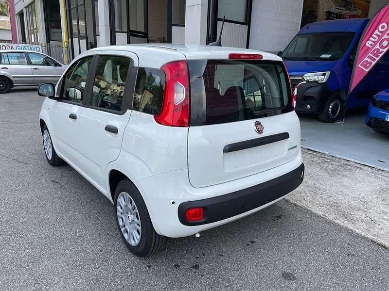 Nuova Fiat Panda Pop 71 CV (52 kW) 2026 Bianco Berlina