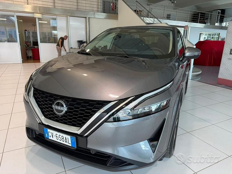 Usata Nissan Qashqai N-Connecta 158 CV (116 kW) 2024 Grigio SUV