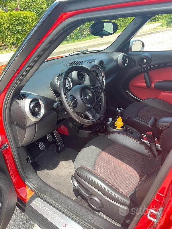 Usata Mini Countryman Sport 184 CV (135 kW) 2011 Rosso SUV