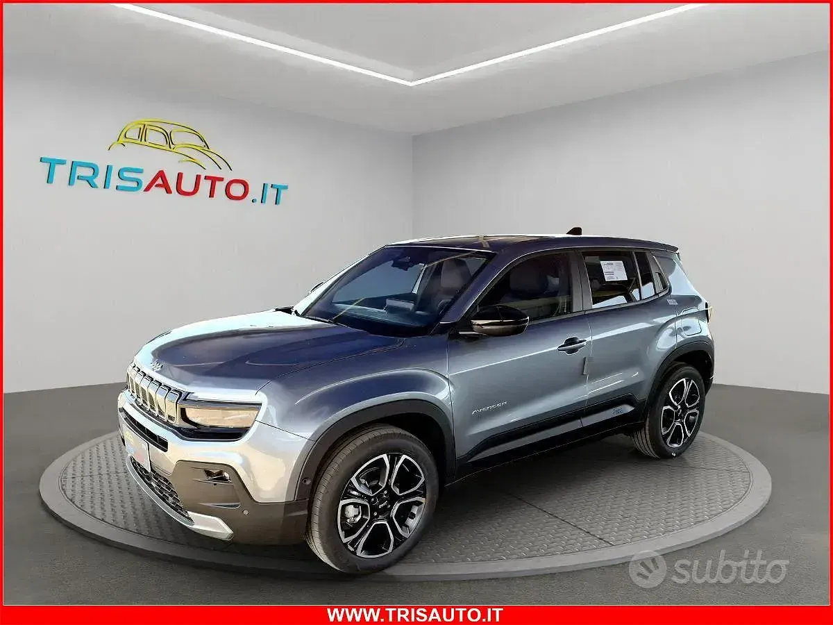 Nuova Jeep Avenger Summit 99 CV (72 kW) 2026 Grigio SUV