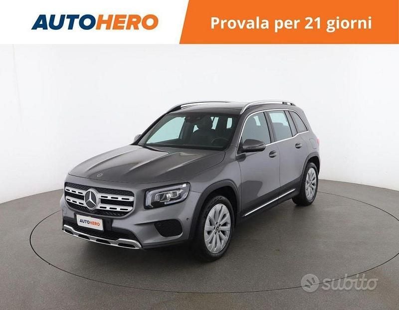 Usata Mercedes GLB200 163 CV (119 kW) 2021 Grigio SUV