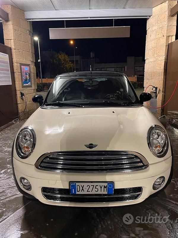 Usata Mini Cooper D 110 CV (80 kW) 2009 Bianco Utilitaria