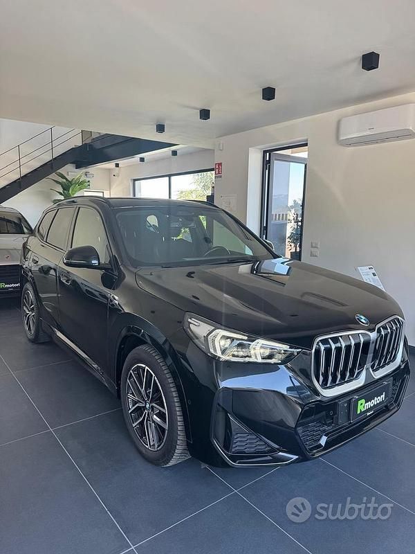 Nero Usata 2023 BMW X1 M Sport SUV | 40.500 € (Buon prezzo) - Immagine 1/4