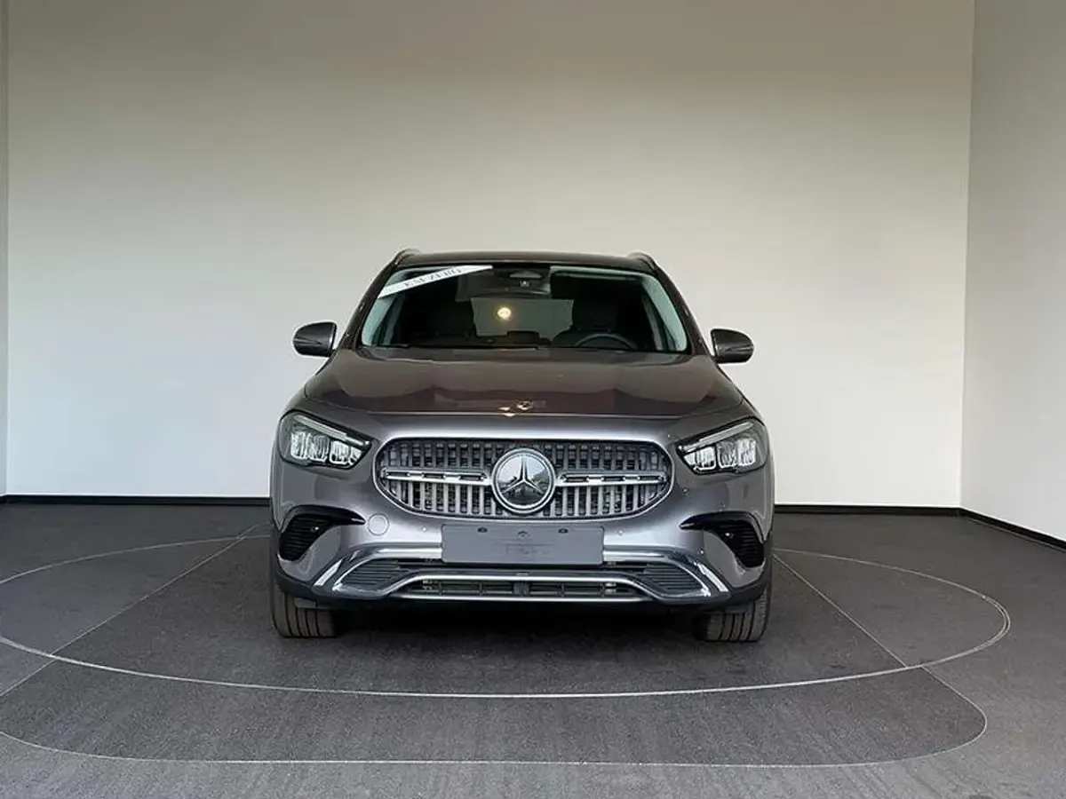 Nuova Mercedes GLA200 Advanced 150 CV (110 kW) 2026 Grigio SUV