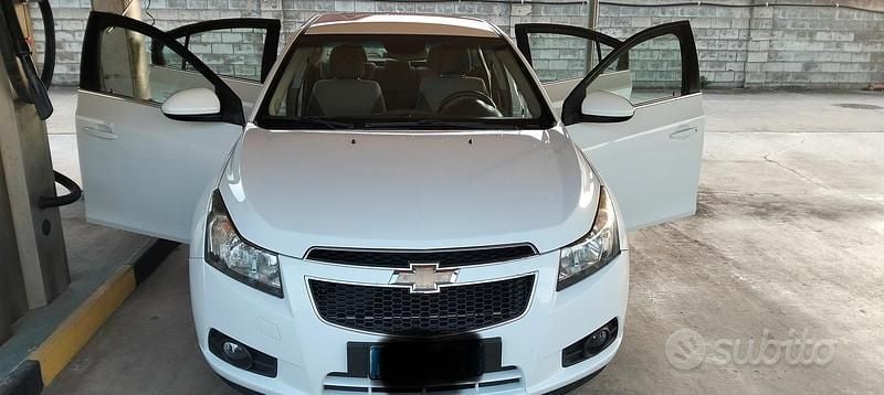 Usata Chevrolet Cruze LT 150 CV (110 kW) 2010 Bianco Berlina