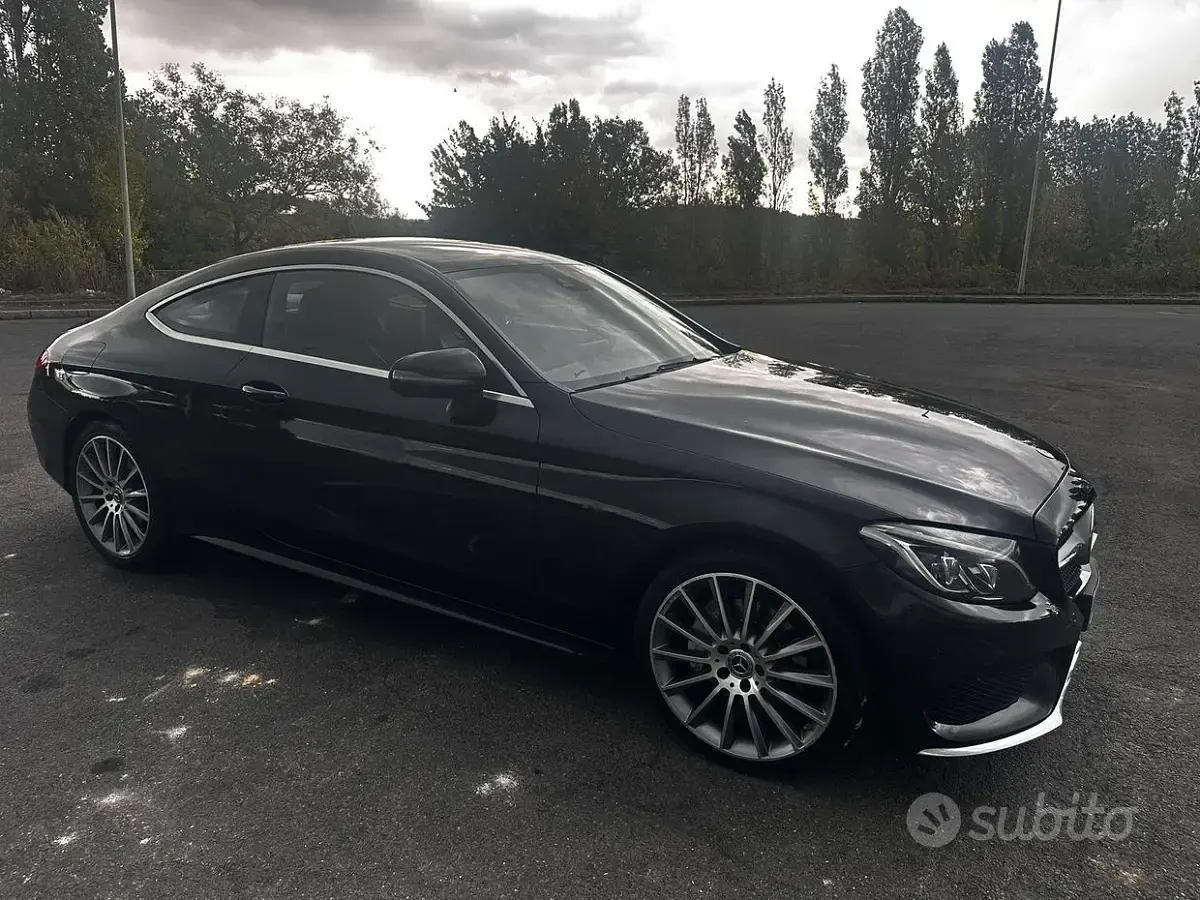 Usata Mercedes C220 Premium 170 CV (125 kW) 2017 Nero Coupé