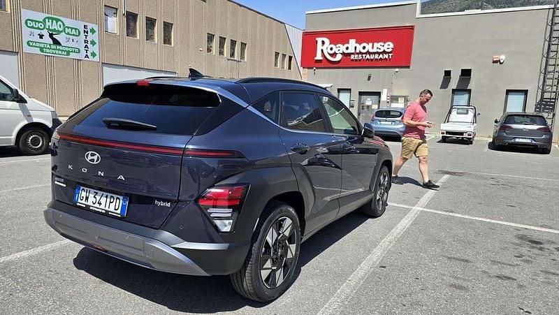 Usata Hyundai Kona 94 CV (69 kW) 2025 Blu/azzurro SUV