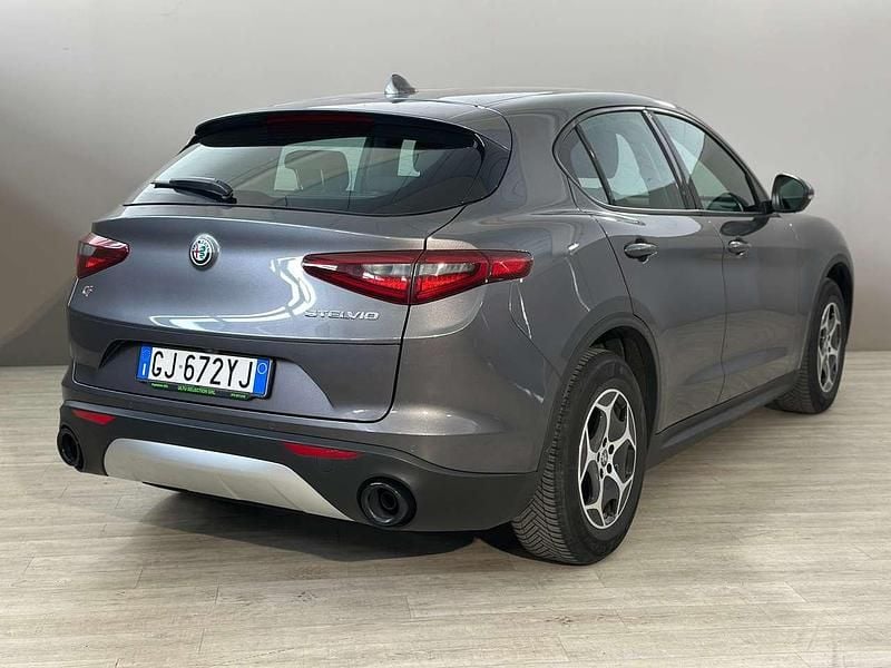 Usata Alfa Romeo Stelvio Business 190 CV (139 kW) 2022 Other SUV