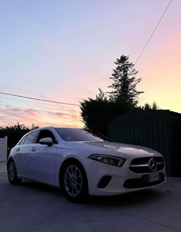 Usata Mercedes A180 Business 116 CV (85 kW) 2018 Berlina