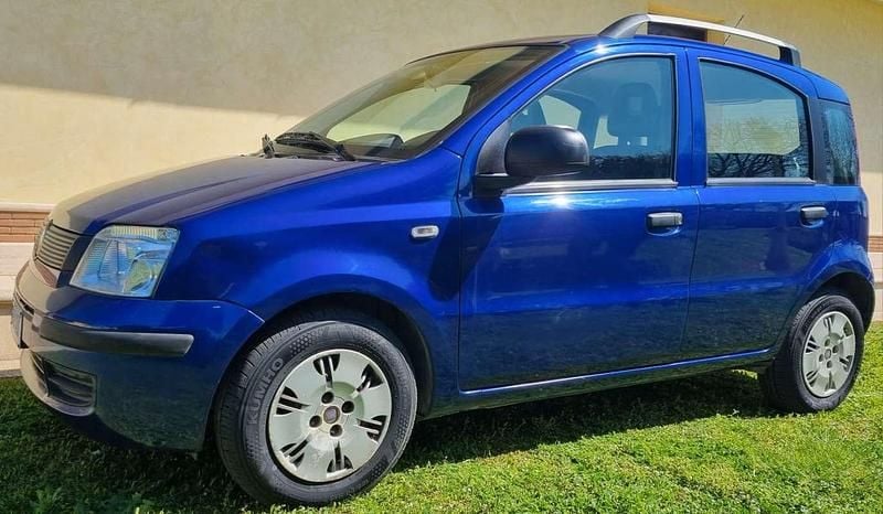 Usata Fiat Panda Active 54 CV (39 kW) 2010 Blu/azzurro Utilitaria