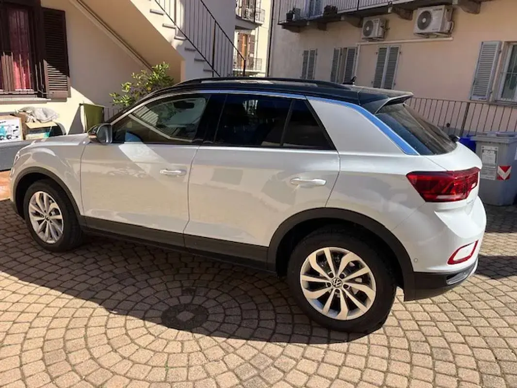 Usata VW T-Roc Edition 116 CV (85 kW) 2025 Bianco SUV