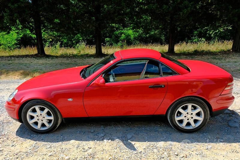 Usata Mercedes SLK230 193 CV (141 kW) 1999 Rosso Cabrio