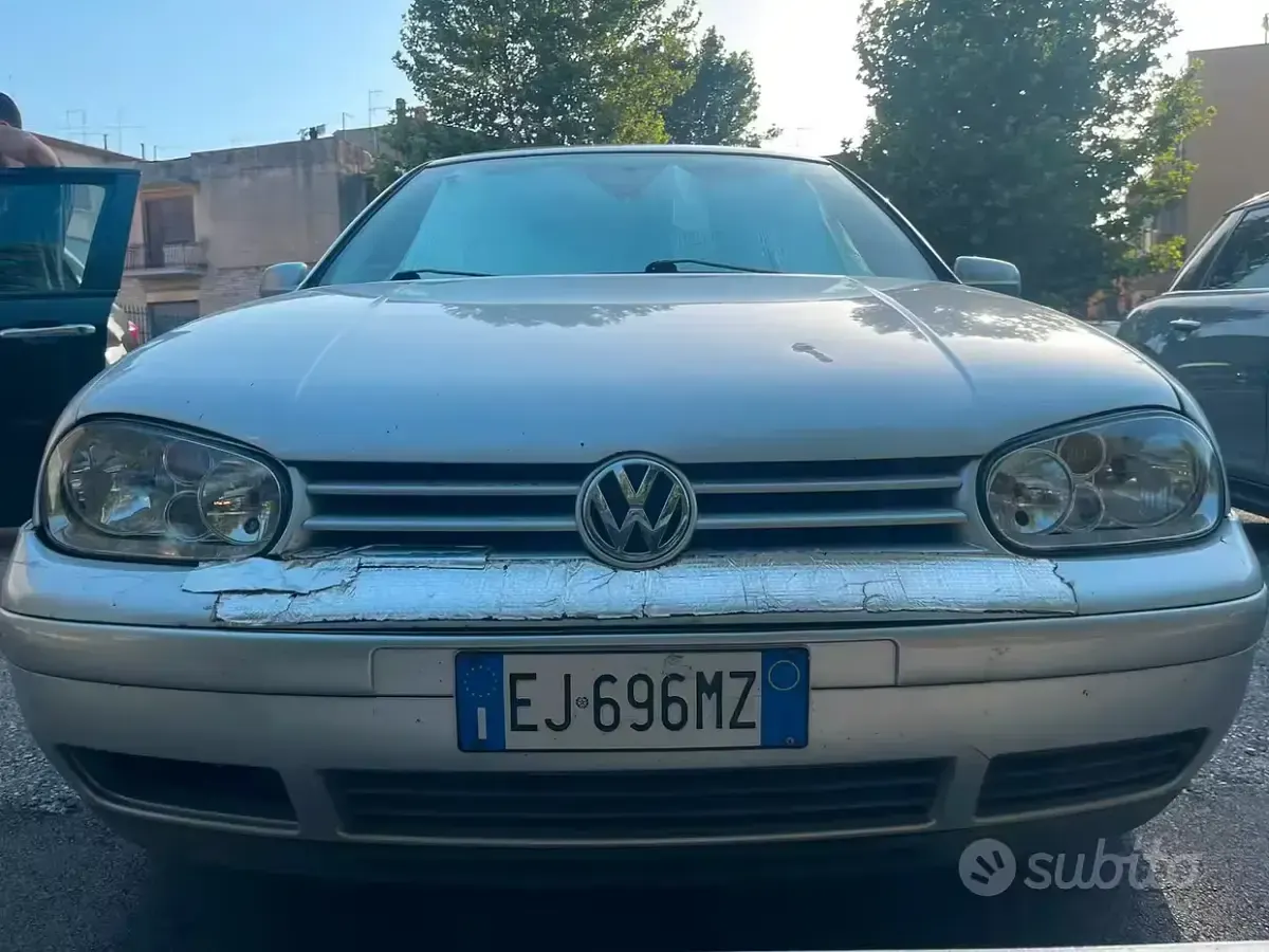 Usata VW Golf IV 130 CV (95 kW) 2003 Berlina