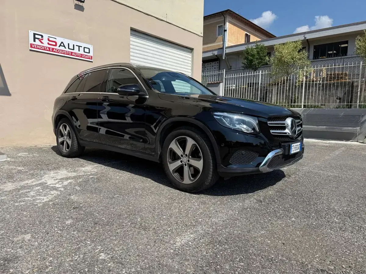 Usata Mercedes GLC220 Premium 170 CV (125 kW) 2016 Nero SUV