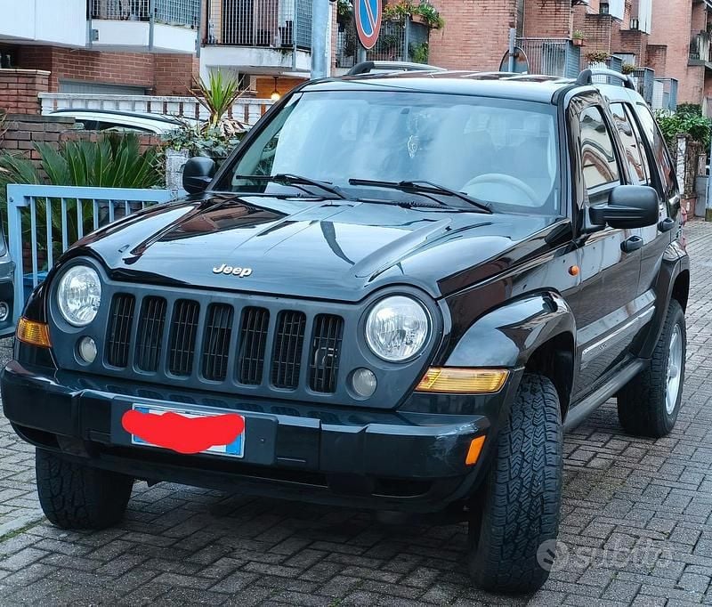 Usata Jeep Cherokee 2005 SUV