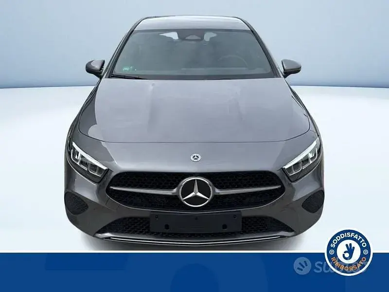 Nuova Mercedes A250 Advanced Plus 217 CV (159 kW) 2025 Grigio Berlina