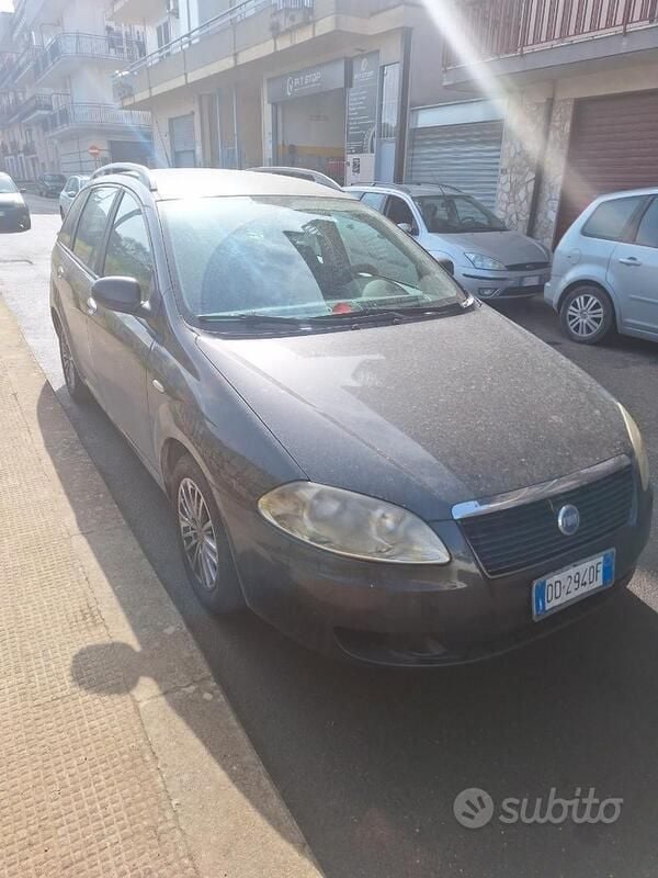 Usata Fiat Croma 120 CV (88 kW) 2007 Grigio Station wagon