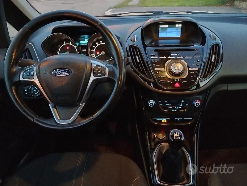 Usata Ford B-MAX Titanium 100 CV (73 kW) 2012 Bianco Monovolume