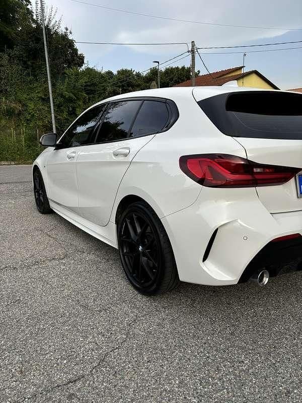 Usata BMW 116 M Sport 116 CV (85 kW) 2020 Bianco Utilitaria