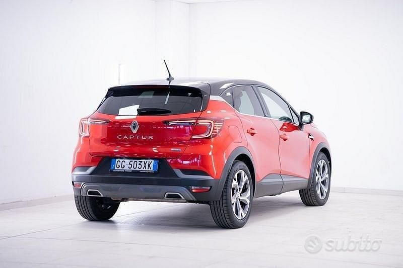 Usata Renault Captur RS Line 145 CV (106 kW) 2021 Rosso SUV