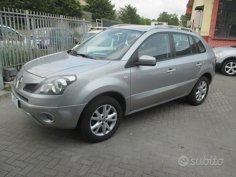 Usata Renault Koleos Dynamique 150 CV (110 kW) 2009 Grigio SUV