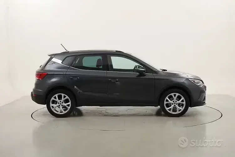 Usata Seat Arona FR 110 CV (80 kW) 2023 Grigio SUV