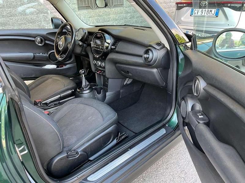 Usata Mini One D 121 CV (88 kW) 2015 Verde Utilitaria