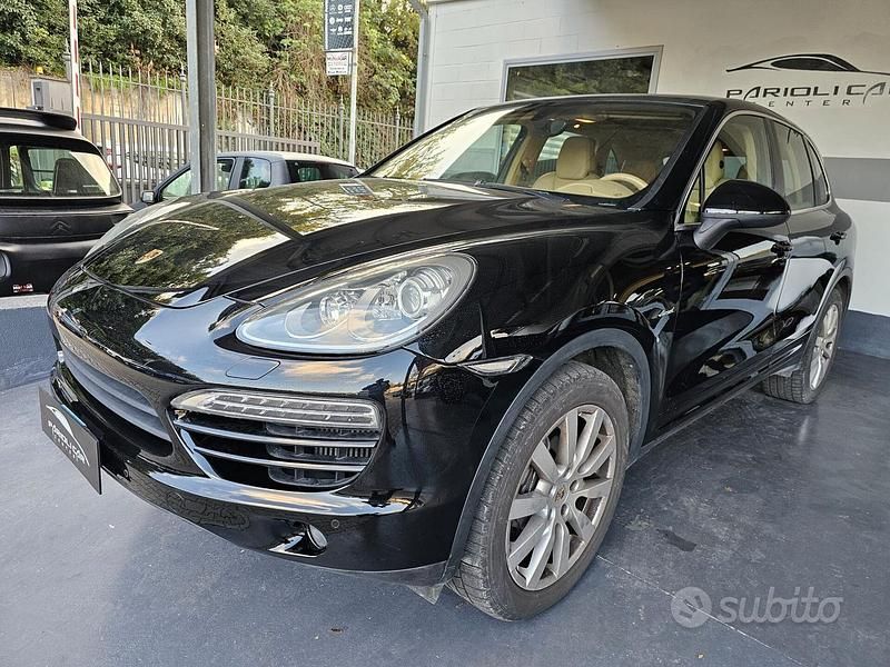 Usata Porsche Cayenne 244 CV (179 kW) 2011 Nero SUV