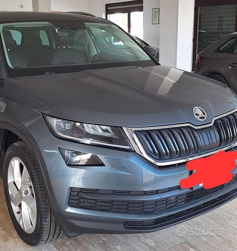 Grigio Usata 2018 Skoda Kodiaq SUV | 13.500 € (Buon prezzo) - Immagine 1/4