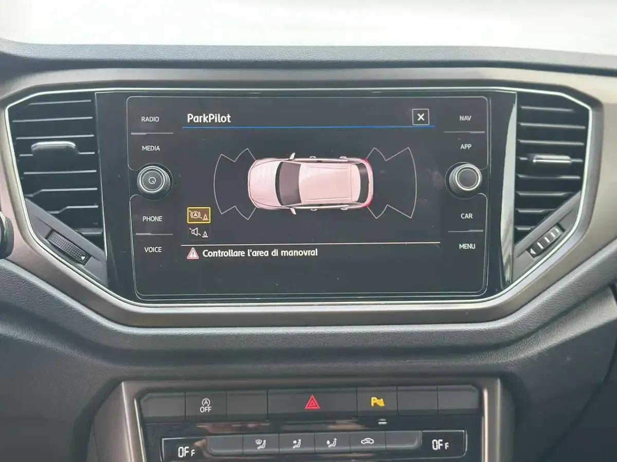 Usata VW T-Roc Style 150 CV (110 kW) 2018 Grigio SUV
