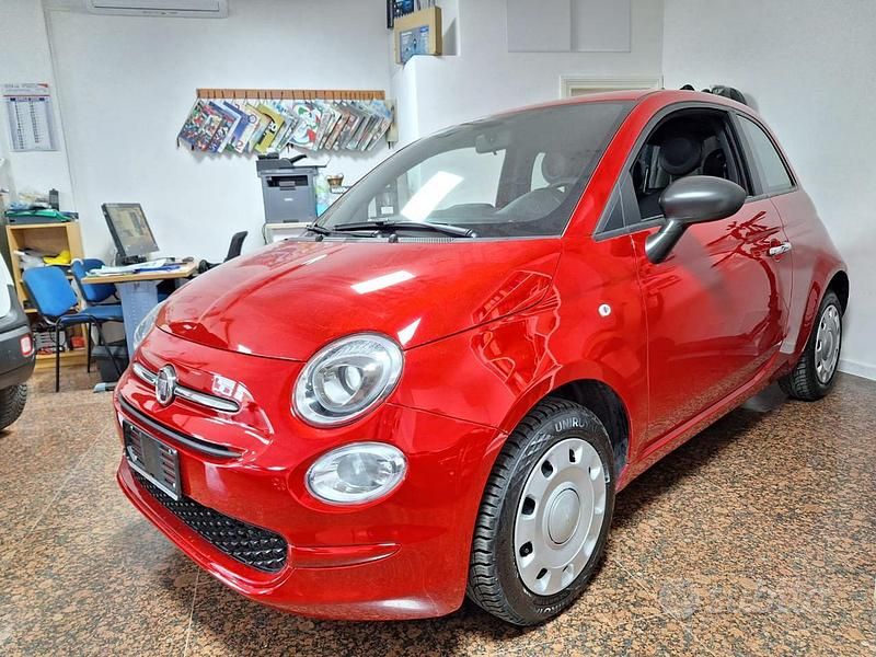 Usata Fiat 500 70 CV (51 kW) 2023 Rosso Utilitaria
